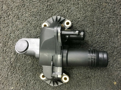 LAND ROVER DISCOVERY 2.7  TDV6 MK3 THERMOSTAT HOUSING NEW