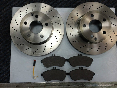 MERCEDES C220 2.1 CDI BLUEEFFICIENCY AMG SPORT FRONT DISCS DRILLED & PADS S203